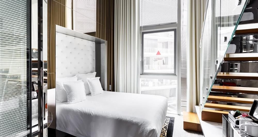 Loft Gallery, M Social Singapore 4*