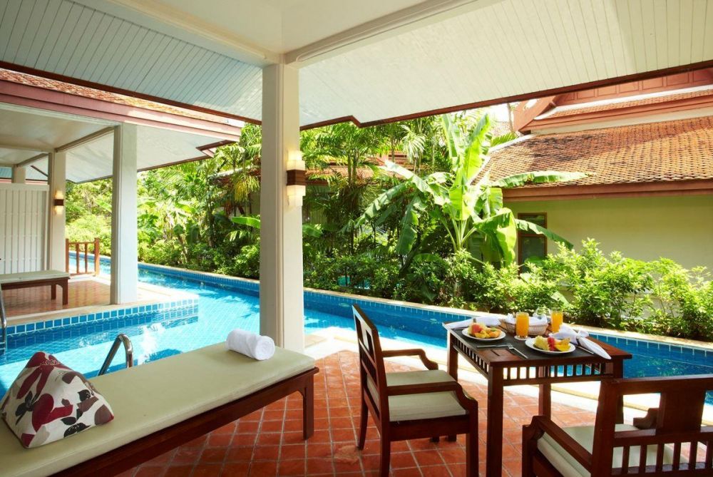 Deluxe Pool Access, Samui Buri Beach Resort 4*