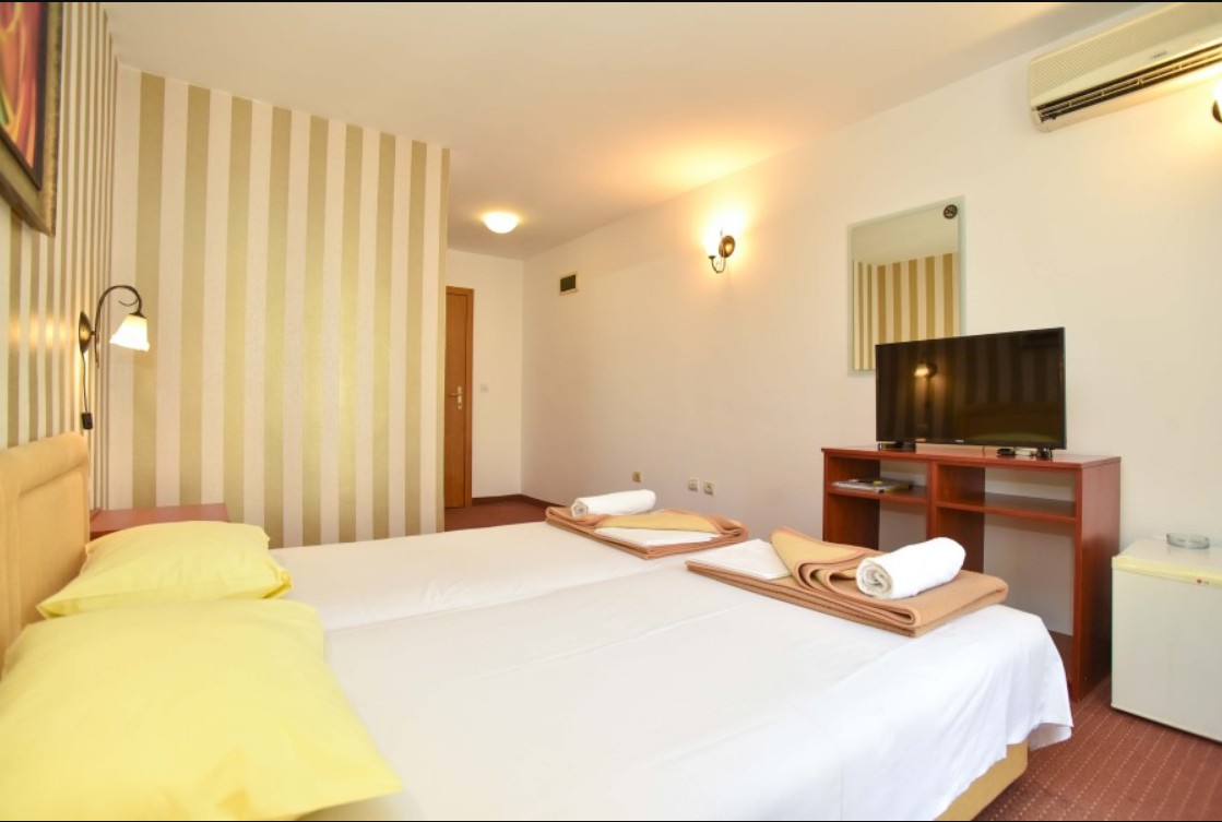 Double Room, Villa Tropico 3*