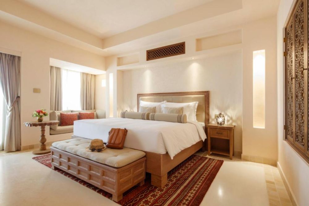 Deluxe King Room, Al Wathba, a Luxury Collection Desert Resort & Spa 5*