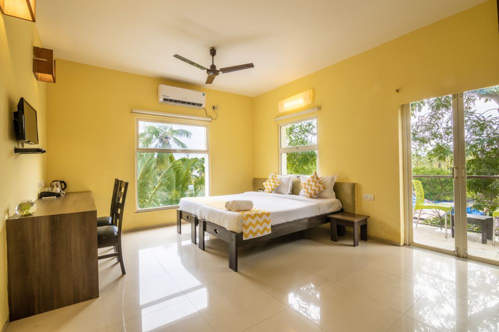 Deluxe AC, Sharanam Green Resort 3*