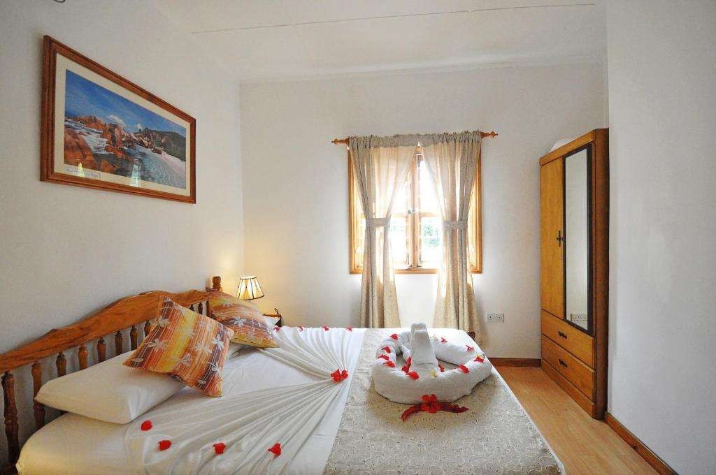 2 Bedroom Family Villa, Acquario Self Catering 