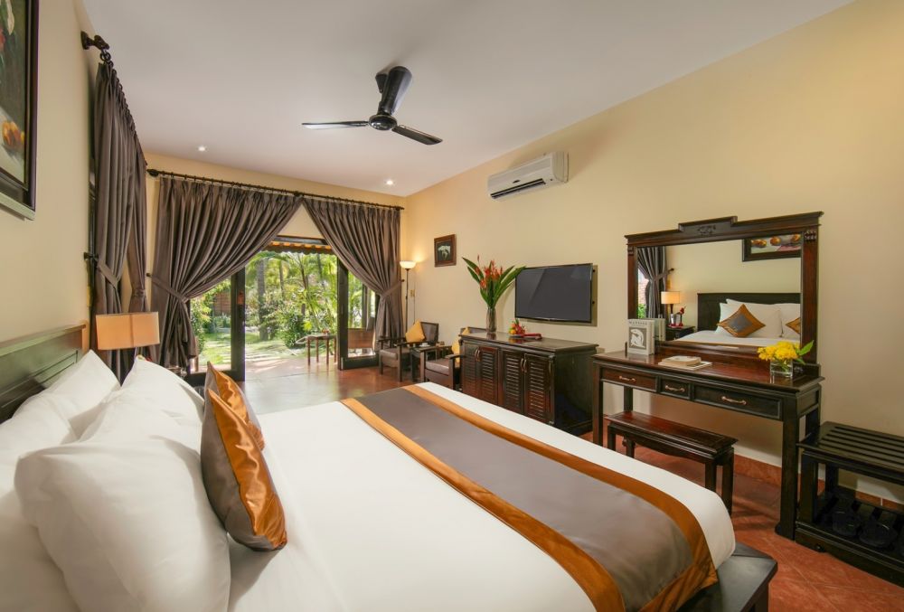 Bungalow GV, Sea Lion Beach Resort & Spa 4*