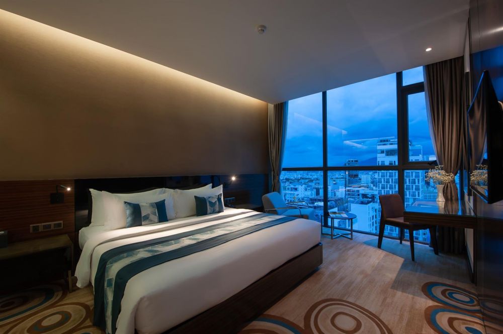 Grand Suite Partial Sea View, Queen Ann Nha Trang Hotel 5*