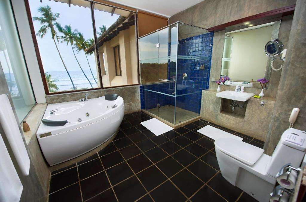 Deluxe Room With Jacuzzi, Mandara Resort 4*