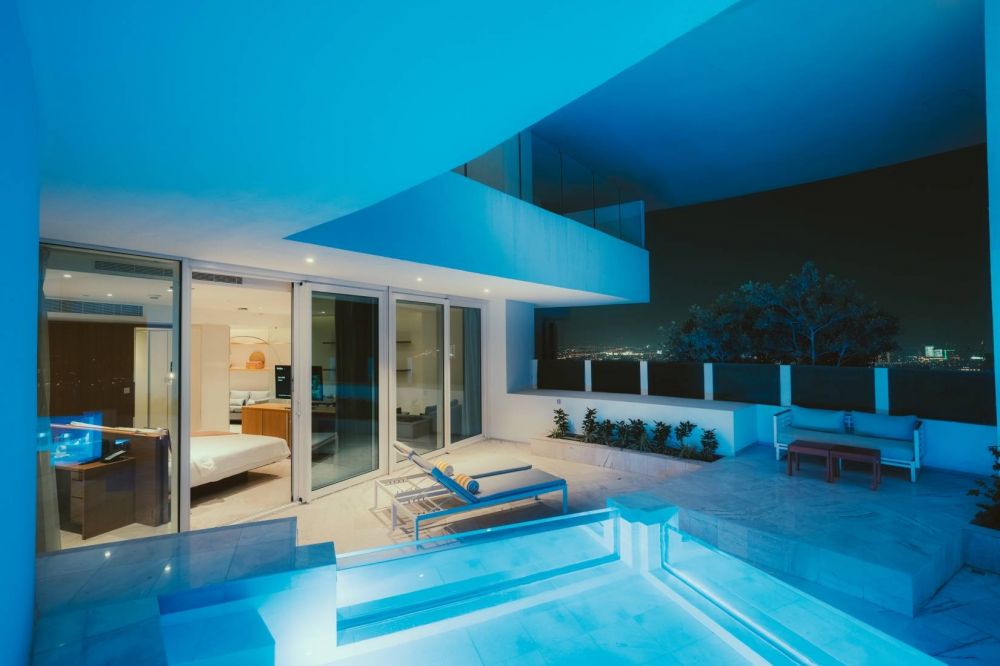 Master Suite w/Pool, Five Jumeirah Village Dubai 5*