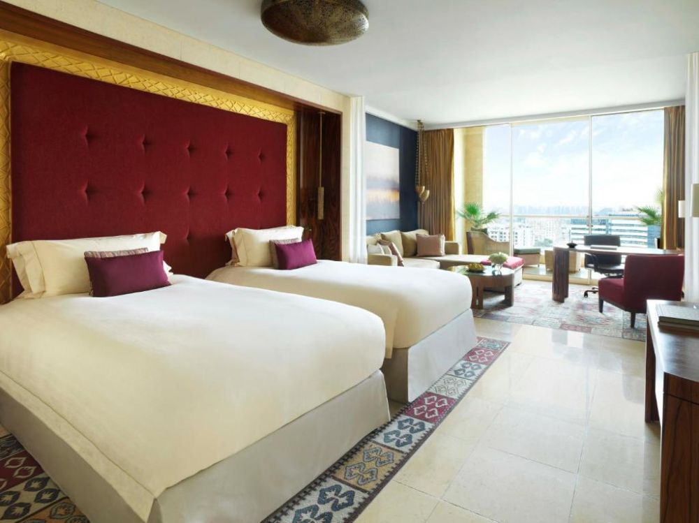 Raffles Club Room/ Dubai Skyline, Raffles Dubai 5*