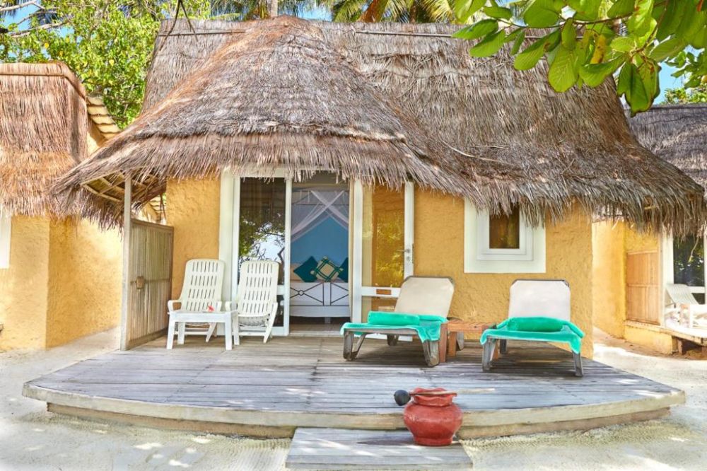 Beach Bungalow, Kuredu Island Resort 4*