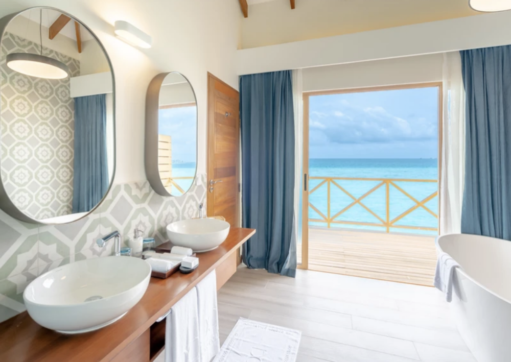 Joy Lagoon Suite, Joy Island Maldives 5*