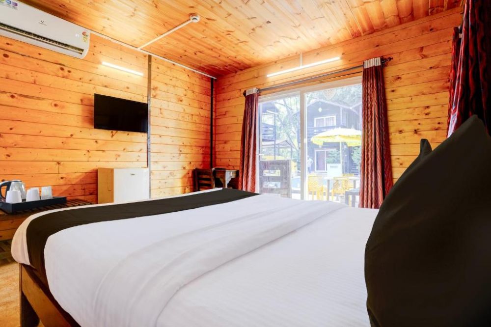 Deluxe Room, Super Townhouse Morjim (ex.Wenzette Cottages) 2*