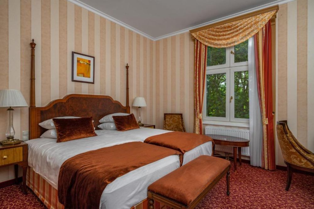 De Luxe, Ensana Grand Margaret 4*