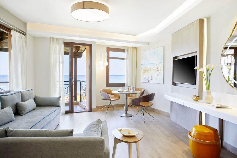 Deluxe Suite GV/PV/SV, Anthemus Sea Beach Hotel & Spa 5*