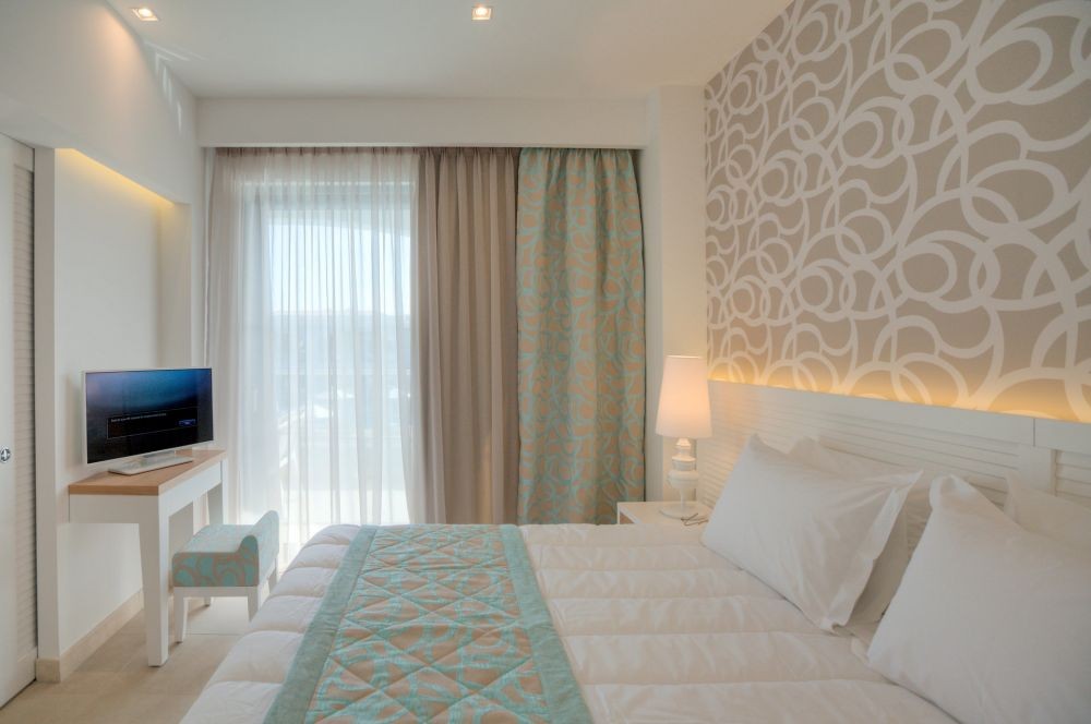 Junior Suite, Blue Lagoon Princess 5*