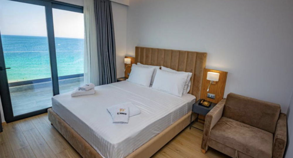 Deluxe Triple Room with Sea View, El Primero 4*