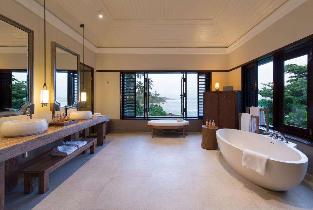 Pool View Master Suite, Cape Weligama 5*