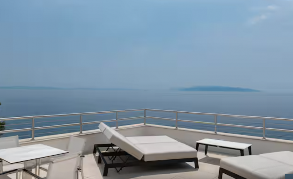 Deluxe Two Bedroom Seaview Villa, Hilton Rijeka Costabella Beach Resort & Spa 5*