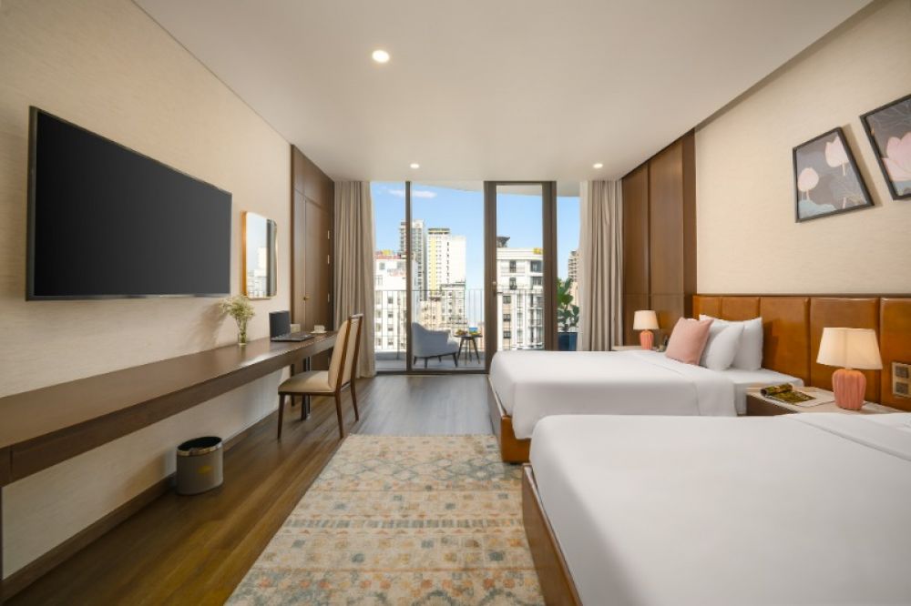 Premium Triple with Balcony, Golden Lotus Grand Hotel 4*