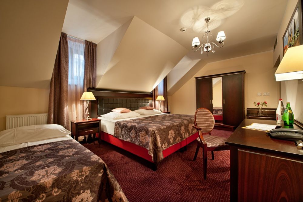 Standard, Embassy Prague 4*