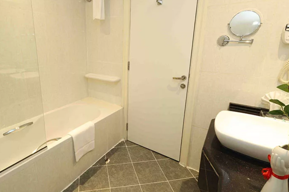 Superior City View King / Twin, Fortis Hotel Fujairah 4*