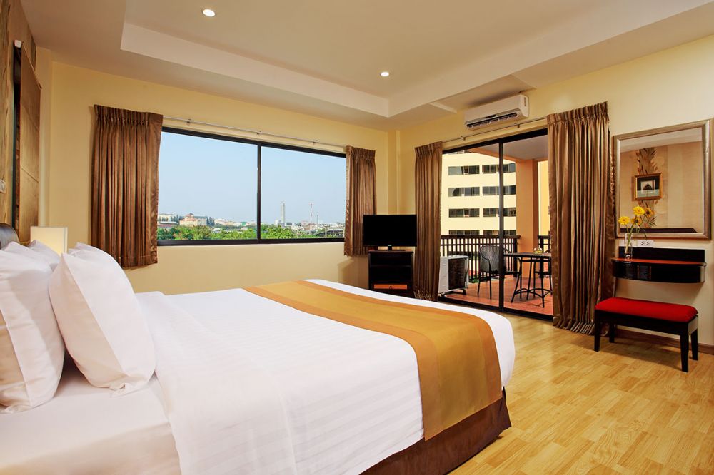 Two Bedroom Suites, Nova Park Pattaya 3*