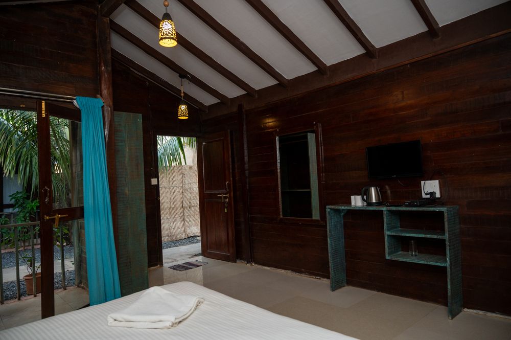 AC Wooden Cottages, Ciroc Beach Resort 2*