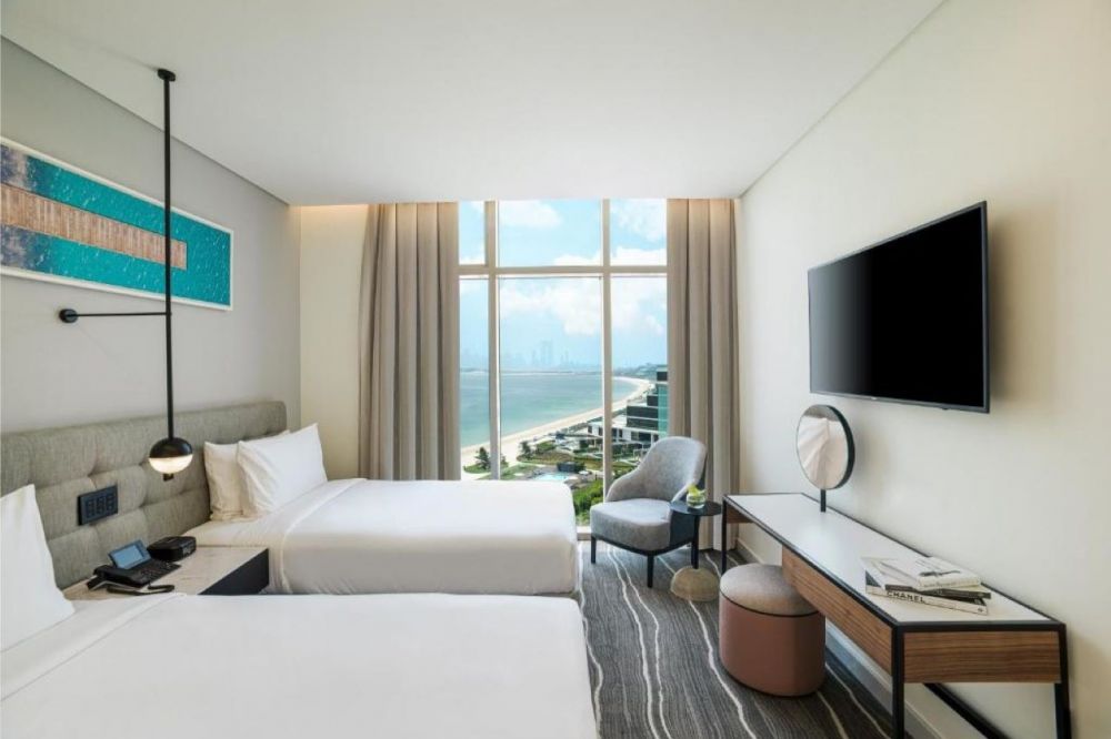 Deluxe Room Palm Sea View King/ Twin, Th8 Palm Dubai Beach Resort Vignette Collection (ex.Th8 Palm by House Of Originals) 5*