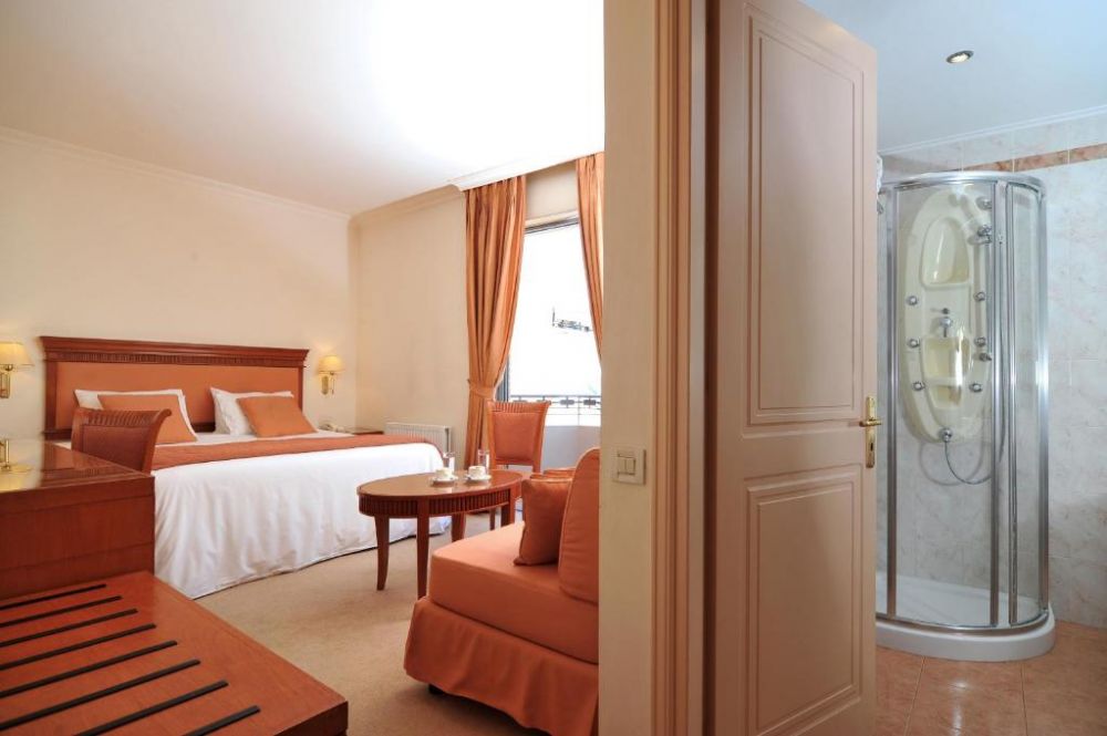 Superior Room, Athens Atrium Hotel 4*