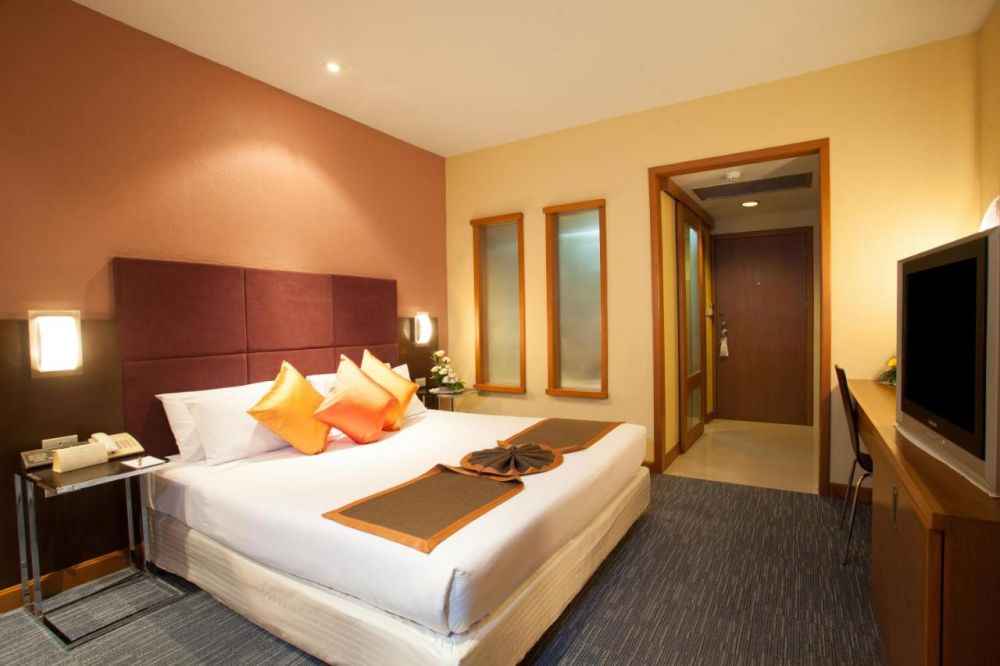 Executive Deluxe, Phuket Merlin Hotel 4*