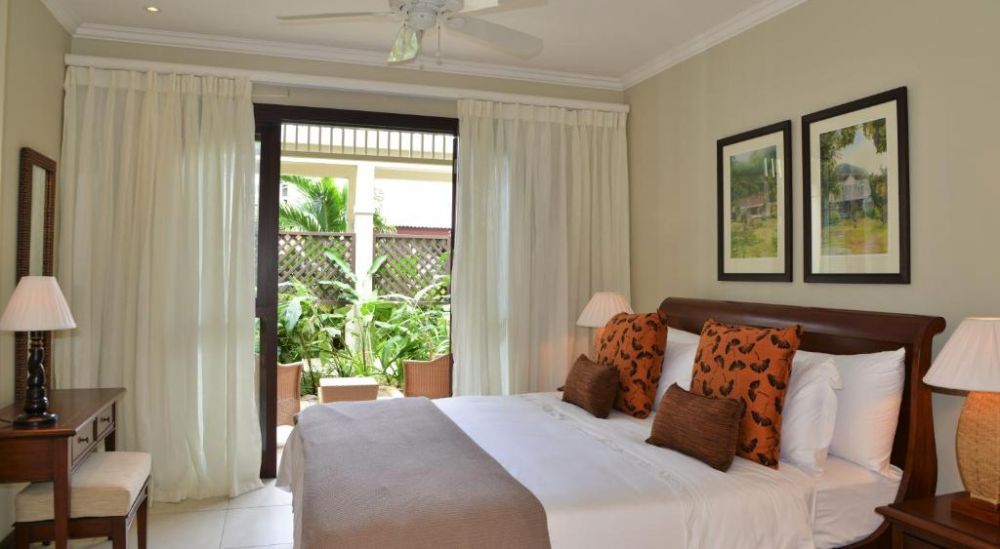 1/2/3/4 bedroom Apartment, Eden Island Luxury Accommodation 4*