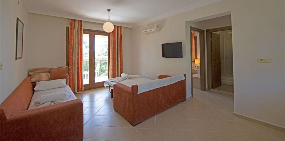 Family Room, Perdikia Hill Hotel 4*