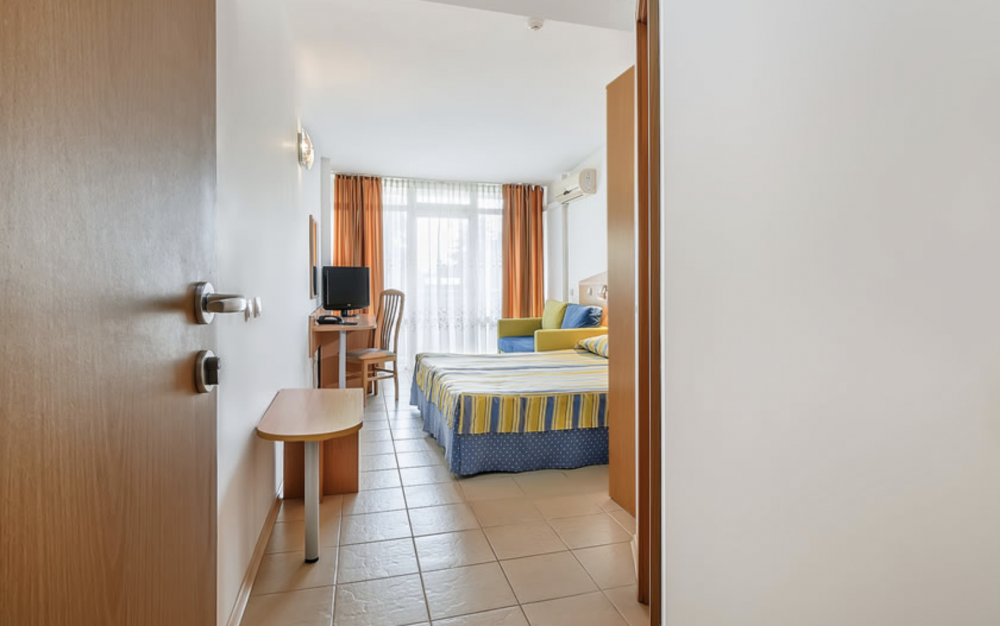 Family Double room, Gloria St. Constantine 3*