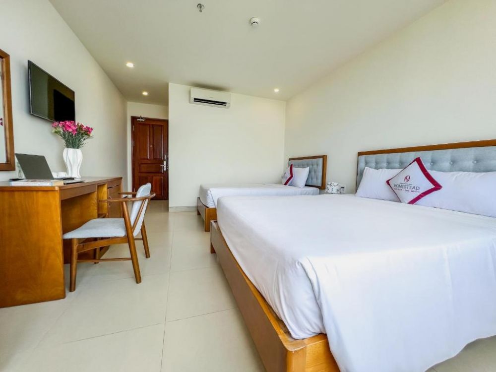 Superior DBL/TRPL, Homestead Sea View Phu Quoc 3*