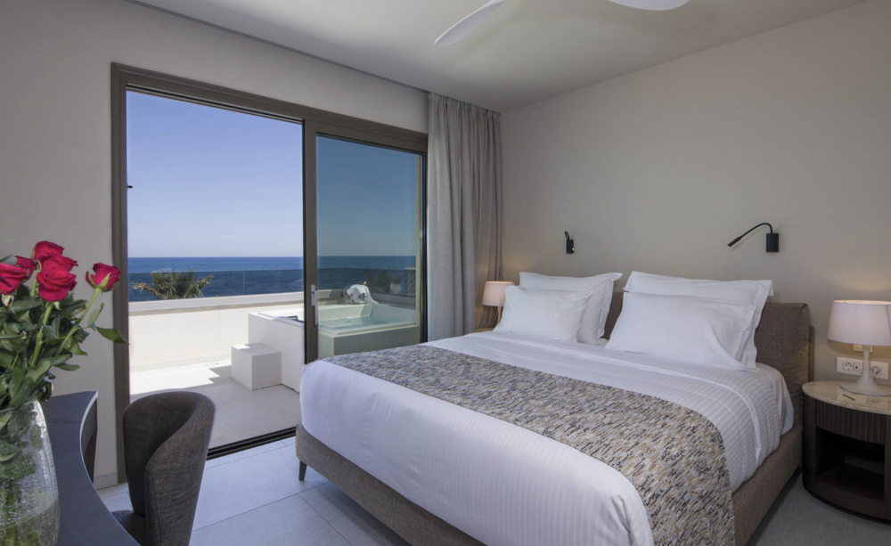 Executive Suite Sea Front with Jacuzzi, Amira Luxury Resort & Spa | Adults Only 15+ 5*