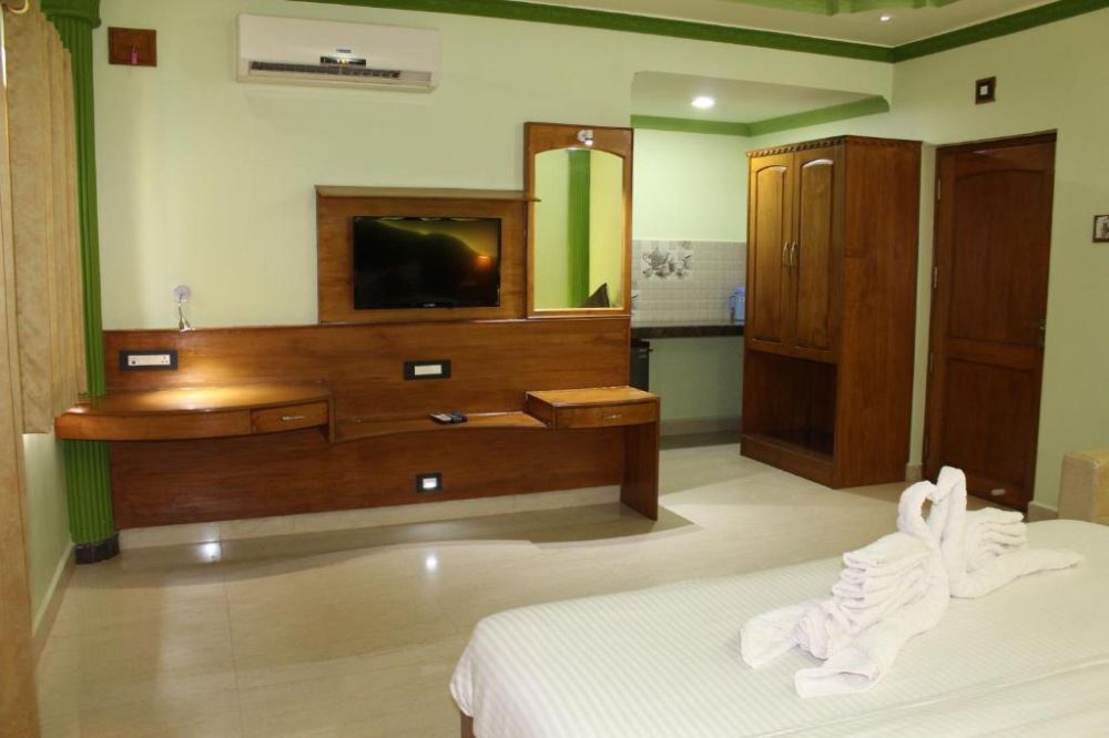 Executive Suite, Sea View Resort Patnem 3*