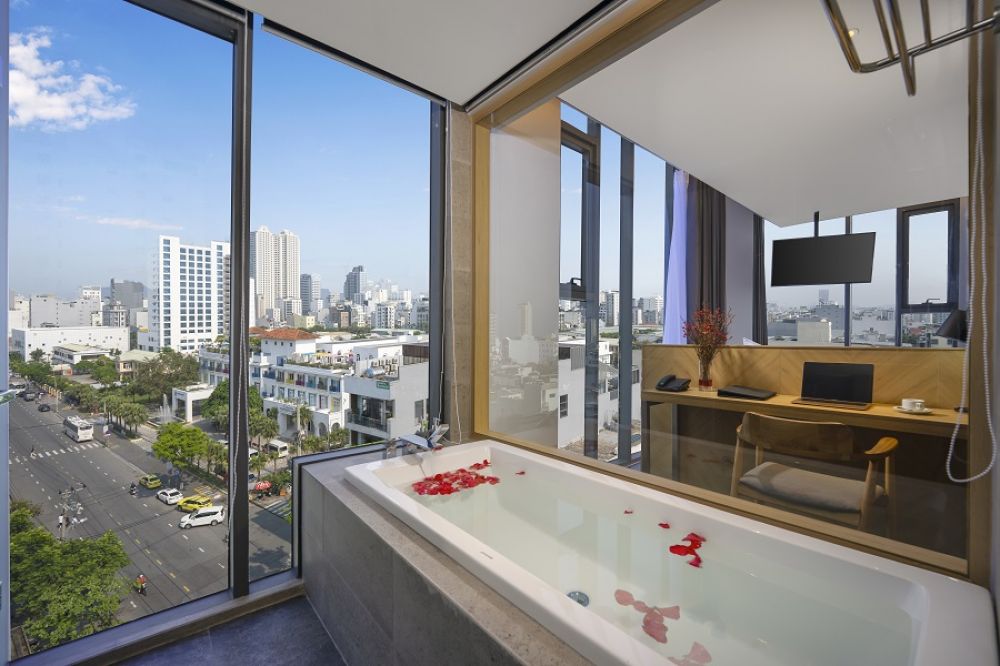 Senior Suite City View, Estrella Boutique Hotel 3*
