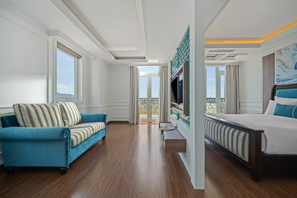 Executive Suite Ocean View with Balcony, Paracel Beach Hotel 4*