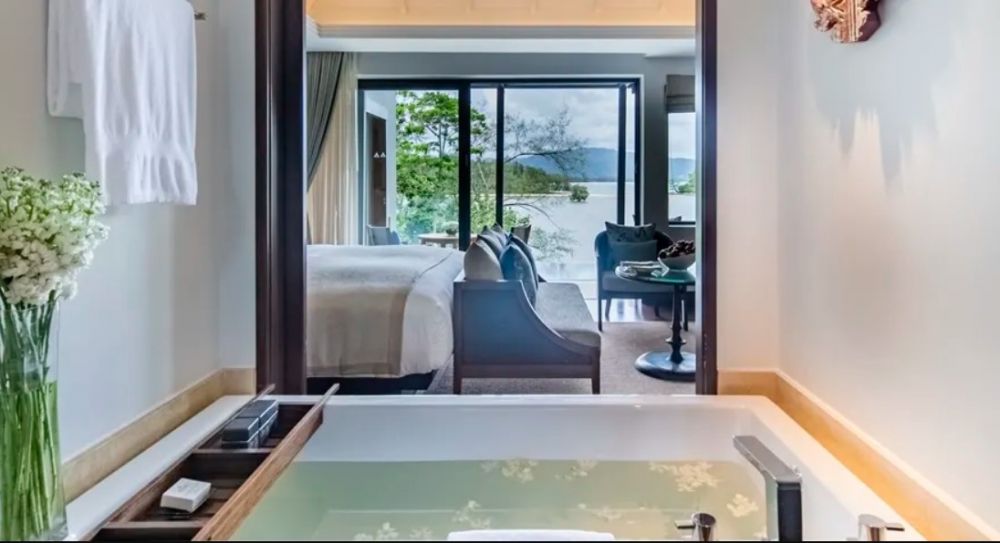 Grand SV Pool Suite, Anantara Phuket Layan Resort & Spa 5*