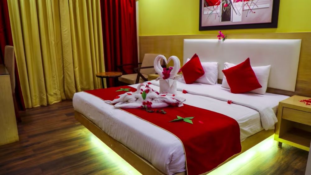 Deluxe AC, Rosetum Resort & Suites 4*