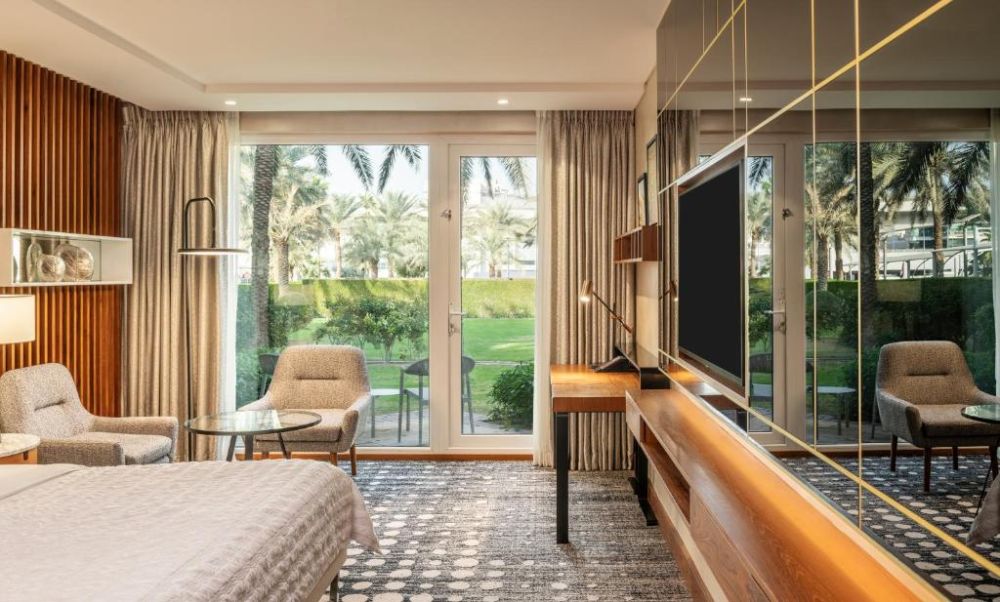 Deluxe Room, Le Meridien Dubai & Conference Centre 5*