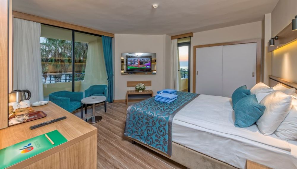 Deluxe Family Room, Meryan Hotel 5*