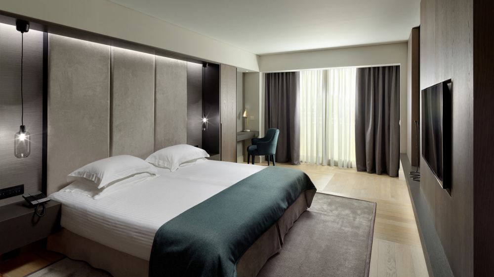 Presidential Suite, NJV Athens Plaza 5*