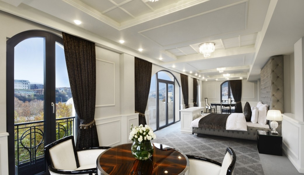 Signature (New Building), Ambassadori Tbilisi 5*