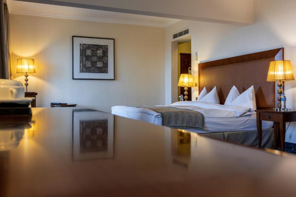 Deluxe Room, Primorets Grand Hotel & Spa 5*