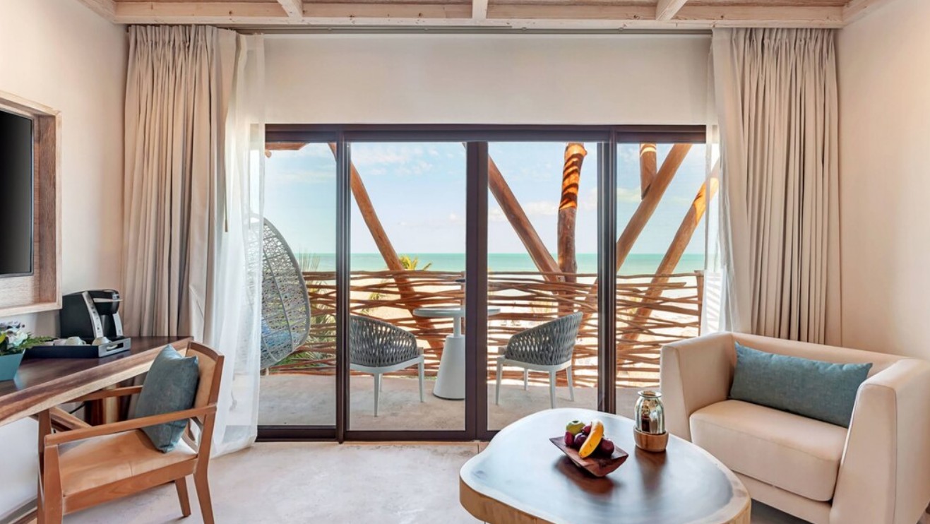 Premium Junior Suite Ocean Front, Mystique Holbox by Royalton 5*