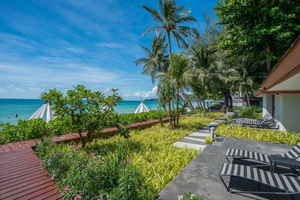 Villa Beachfront, Synergy Samui 4*