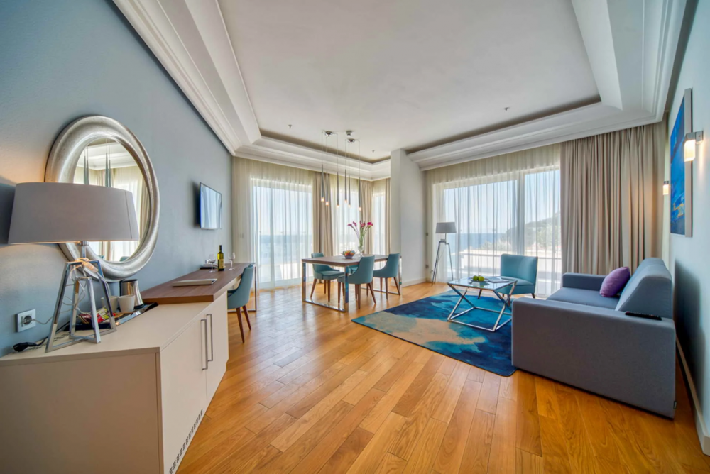 Apartment Lux Sea View, Palas Lux 4*