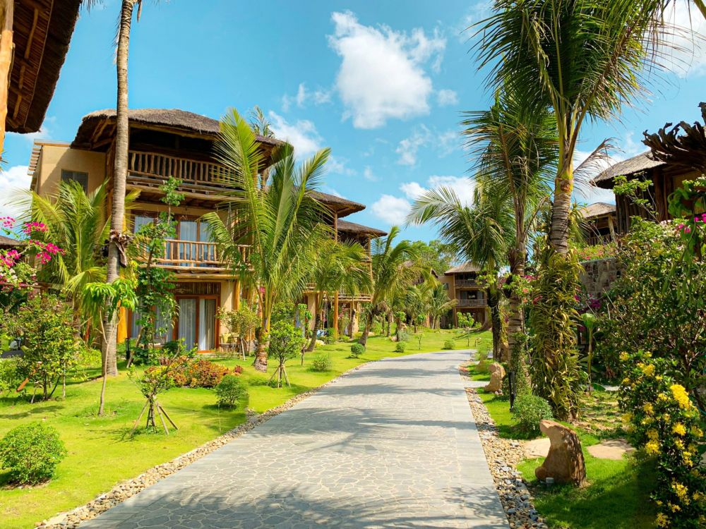 Premium Bungalow with Garden View, Grand Ocean Bay Phu Quoc Resort and Spa 5*