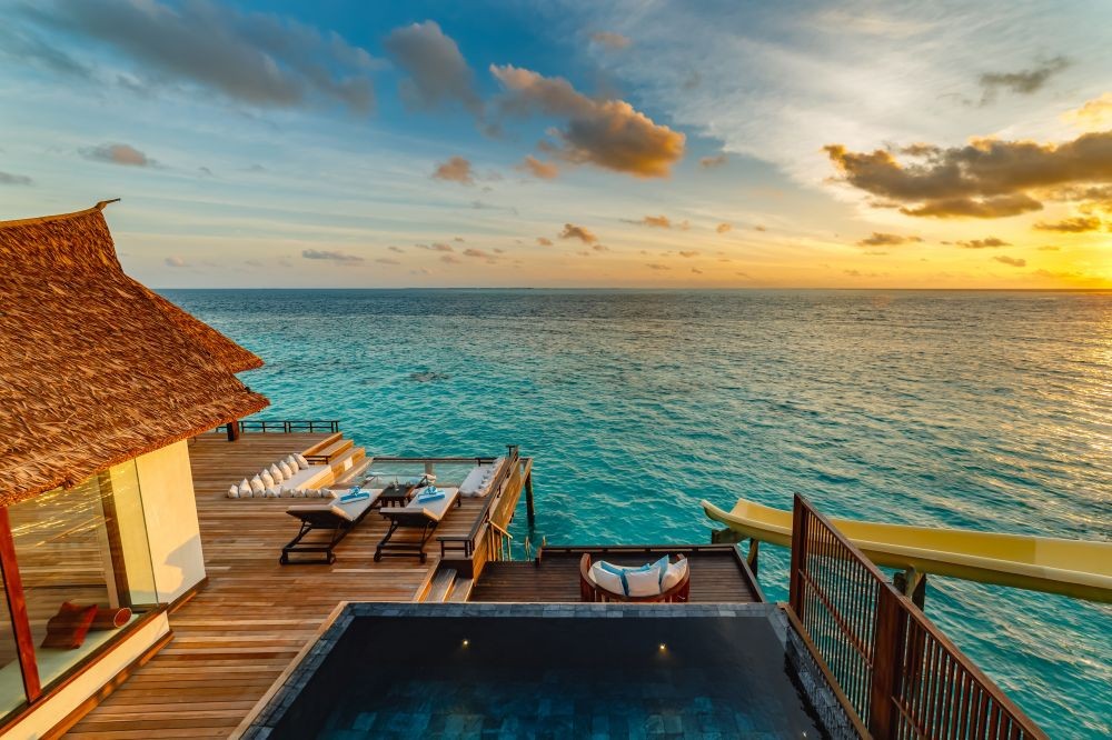 Ocean Pool RESERVE Sunset with Slide 2BR, OZEN Reserve Bolifushi (ex. Jumeirah Vittaveli) 5*