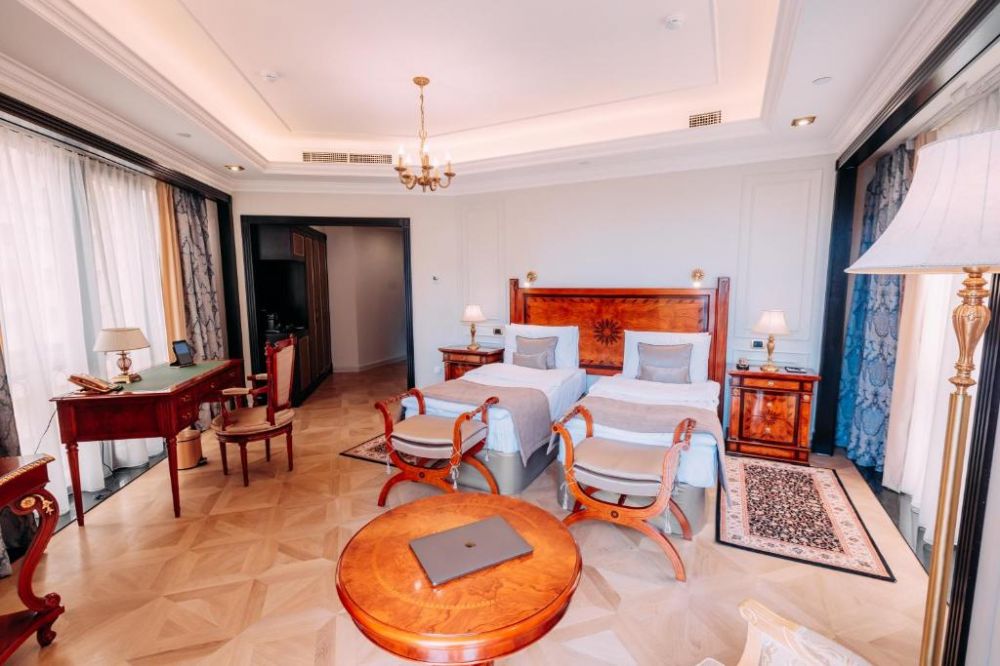 Junior Suite, Golden Palace 5*