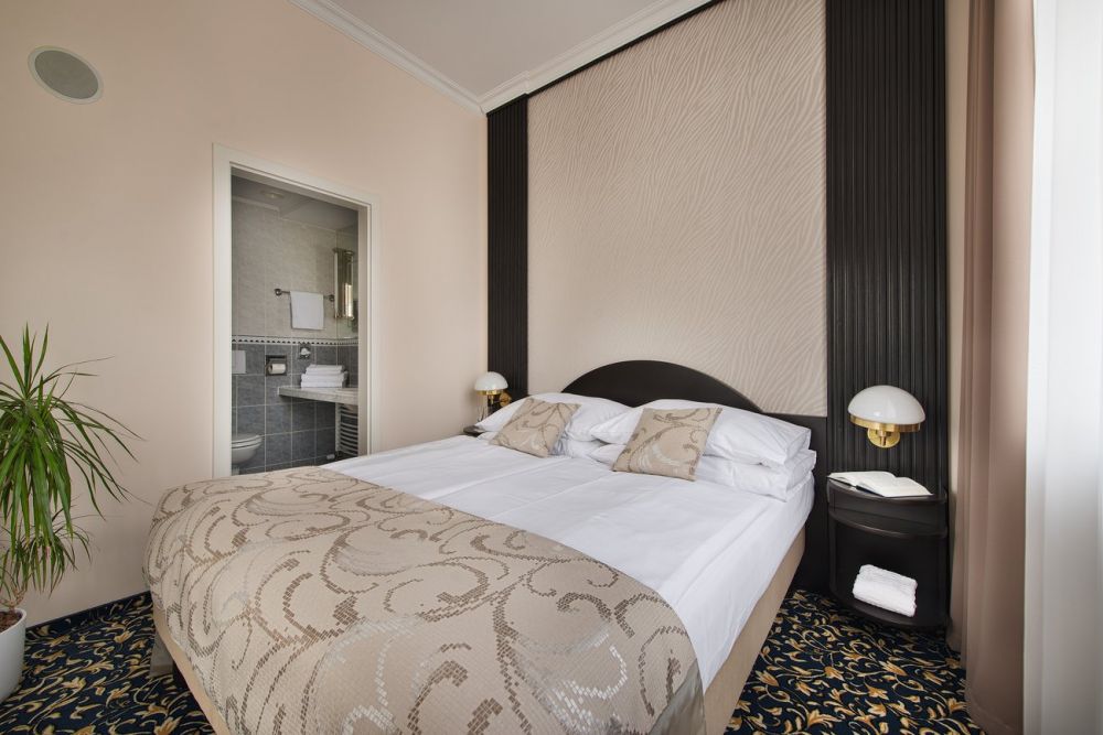 Junior Suite, Royal Esprit 4*